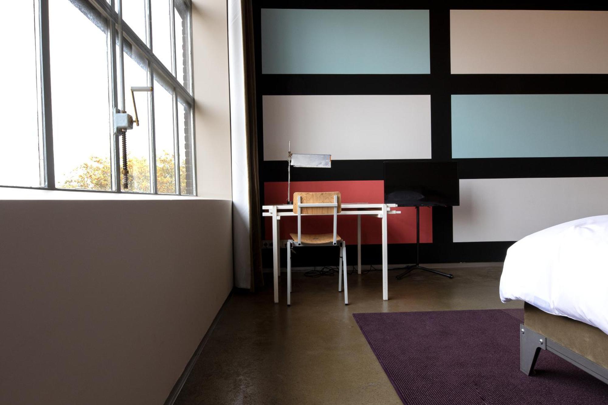 Hotel Piet Hein Eek Eindhoven Room photo