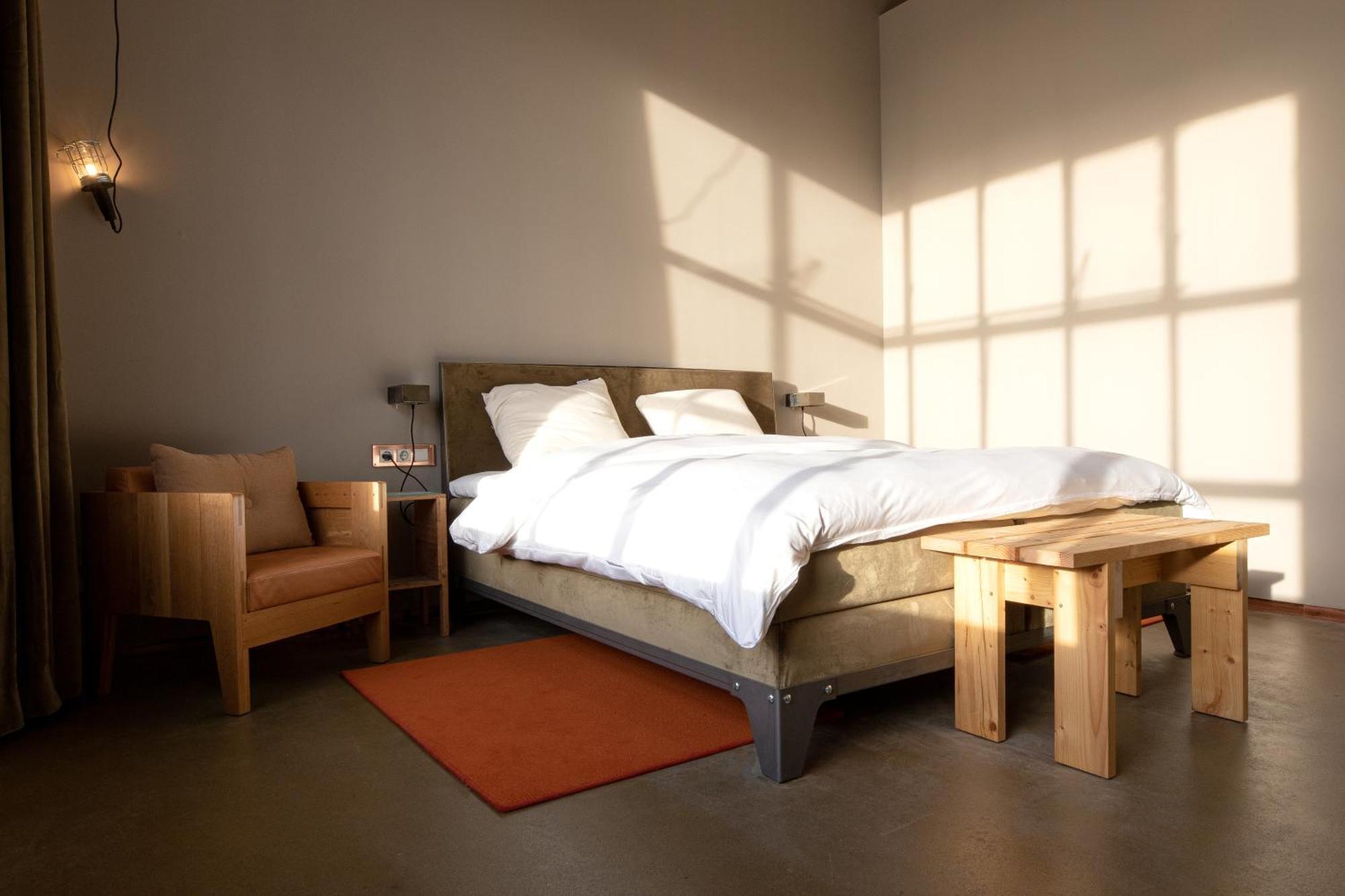 Hotel Piet Hein Eek Eindhoven Room photo